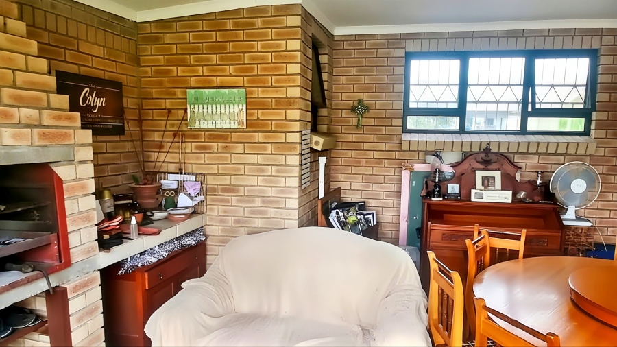 3 Bedroom Property for Sale in Langenhovenpark Free State